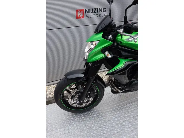 Kawasaki ER6-N ABS 2016 Benzine 19