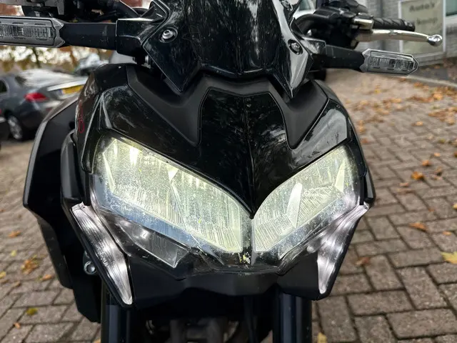 Kawasaki Z900 Naked bike 2020 Benzine 12