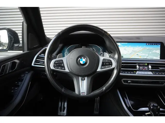 BMW X5 xDrive45e 2019 Hybride Benzine 7