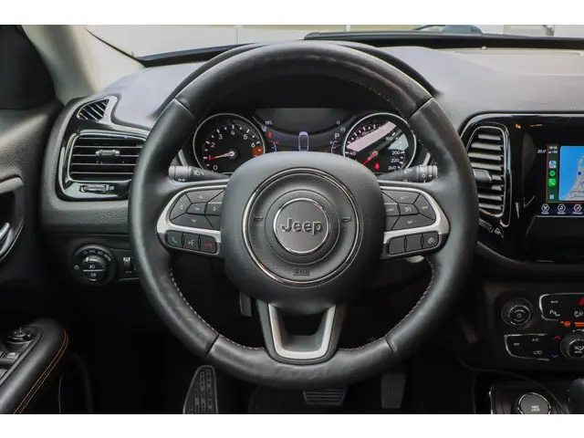 Jeep Compass 1.4 MultiAir Limited 4x4 2018 Benzine 21