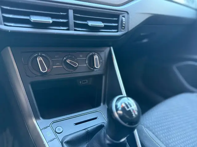 Volkswagen Polo 1.0 MPI Comfortline 2017 Benzine 9