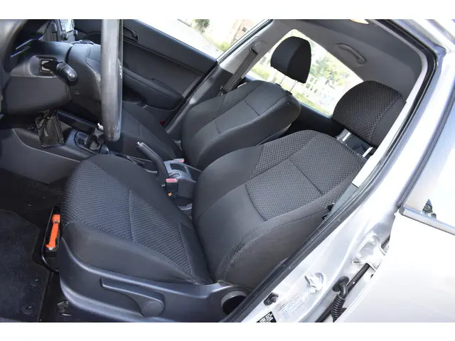Hyundai i30 CW 1.4i i-Drive Cool 2012 Benzine 7