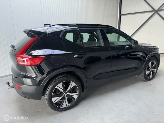 Volvo XC40 1.5 T4 Recharge R-Design 2022 Hybride Benzine 7