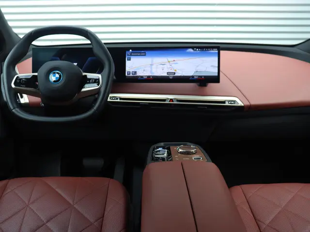 BMW iX xDrive40 2022 Elektrisch 11