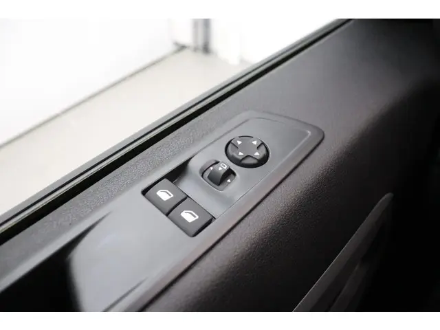 Opel Vivaro-e Electric L3 75 kWh 2023 Elektrisch 18