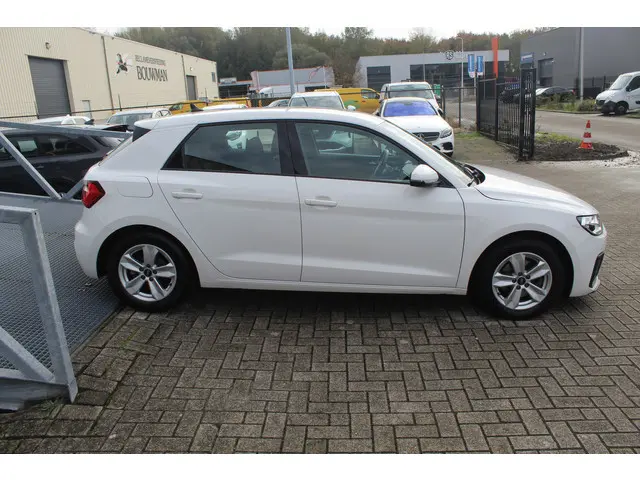 Audi A1 Sportback 30 TFSI Pro Line 2020 Benzine 7