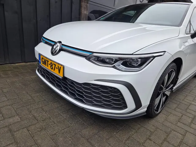 Volkswagen Golf 1.4 eHybrid GTE 2021 Hybride Benzine 2