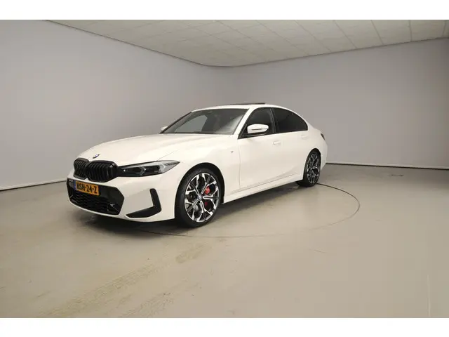 BMW 3 Serie Sedan 318i 2025 Benzine 46