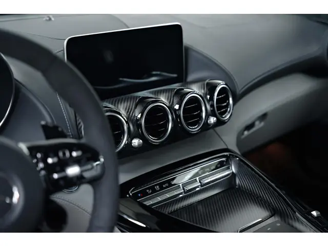 Mercedes-Benz AMG GT 4.0 Premium 2022 Benzine 32