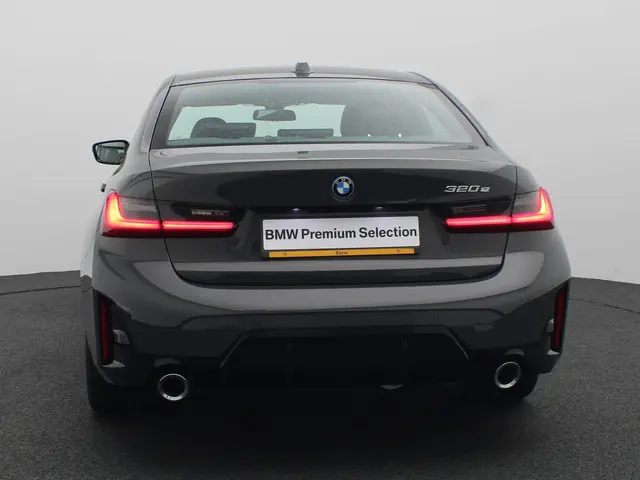 BMW 3 Serie Sedan 320e 2024 Hybride Benzine 5
