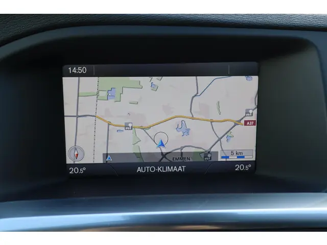 Volvo S60 1.6 T4 Momentum 2013 Benzine 4