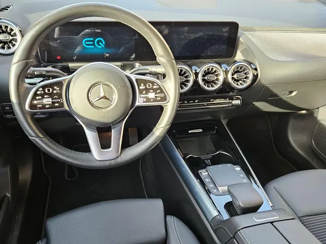 Mercedes-Benz EQA 250 Luxury Line 67 kWh 2022 Elektrisch 8