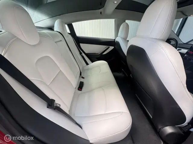 Tesla Model 3 Long Range AWD 75 kWh 2020 Elektrisch 17