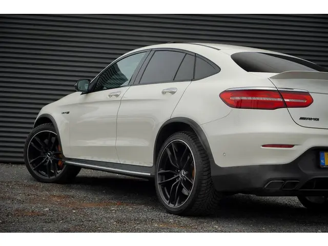 Mercedes-Benz GLC Coupé AMG 63 S 4MATIC+ 2019 Benzine 38