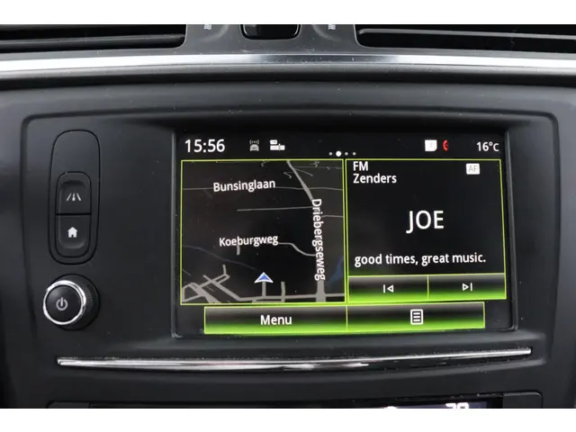 Renault Kadjar TCe 130 EDC Limited 2017 Benzine 21