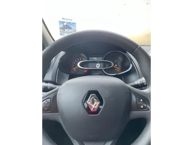 Renault Clio 1.2 16V NEW APK AIRCO 2013 Benzine 12