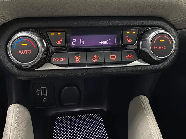 Nissan Micra 1.0 IG-T Tekna 2019 Benzine 26