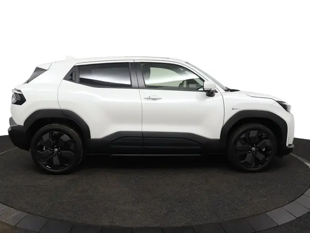 Toyota Urban Cruiser Executive 61 kWh 2026 Elektrisch 13