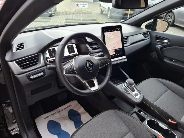 Renault Captur 1.3 mild hybrid 160 techno 2024 Benzine 32