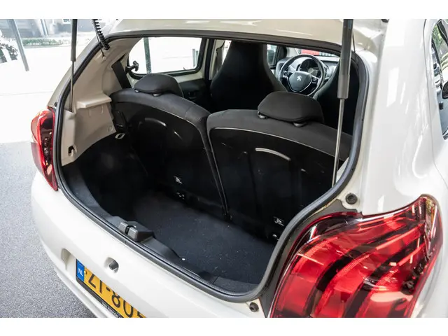 Peugeot 108 1.0 e-VTi Active 2019 Benzine 9