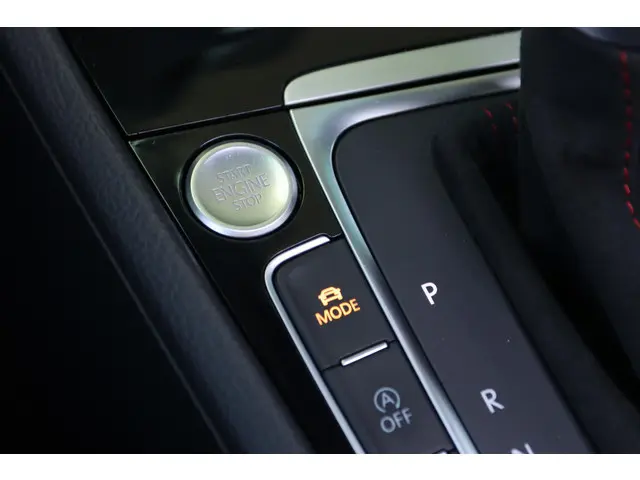 Volkswagen Golf 2.0 TSI GTI TCR 2019 Benzine 28