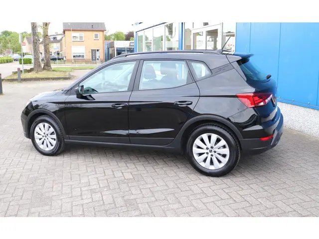 SEAT Arona 3