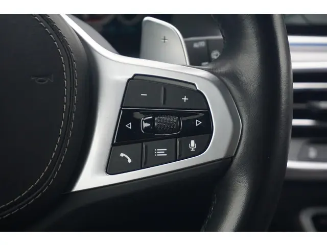 BMW X5 xDrive45e 2022 Hybride Benzine 18