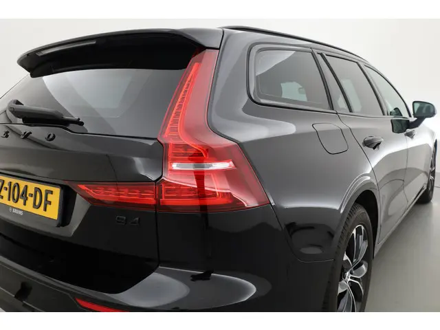 Volvo V60 2.0 B4 Momentum Business 2021 Hybride Benzine 38