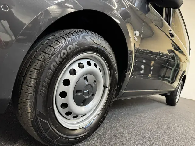 Mercedes-Benz Vito 114 CDI Lang 2024 Diesel 2