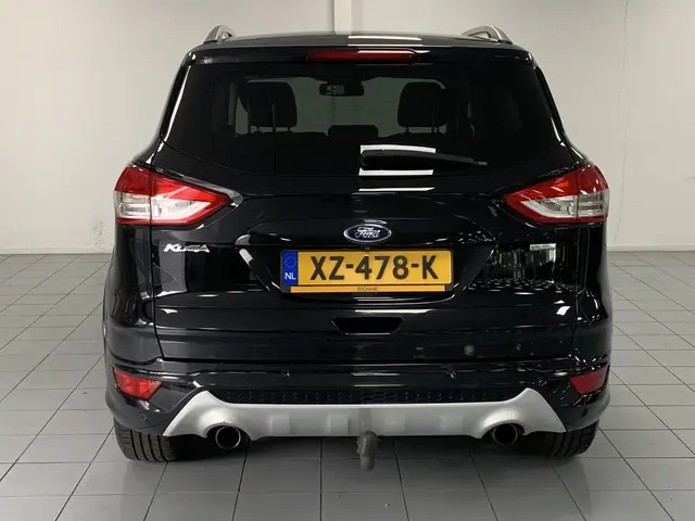 Ford Kuga 1.6 Titanium Plus 2014 Benzine 19