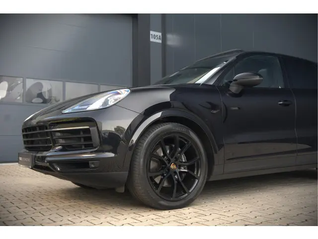 Porsche Cayenne 3.0 E-Hybrid 2018 Hybride Benzine 15