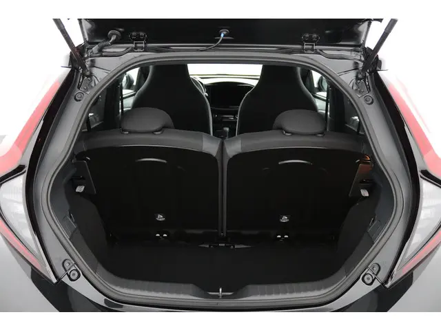 Toyota Aygo X Hybrid 115 envy 2026 Hybride Benzine 23