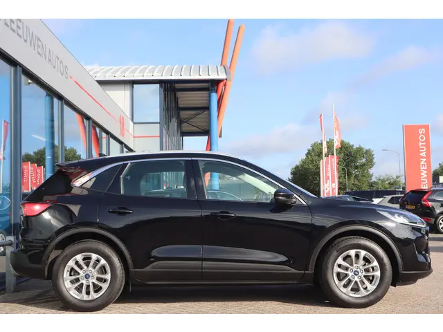Ford Kuga 1.5 EcoBoost Titanium 2021 Benzine 10
