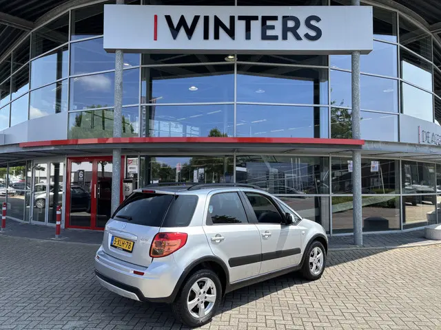 Suzuki SX4 1.6 Exclusive Automaat 2012 Benzine 3