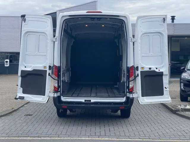 Ford E-Transit 350 L3H3 Trend 68 kWh 2024 Elektrisch 13
