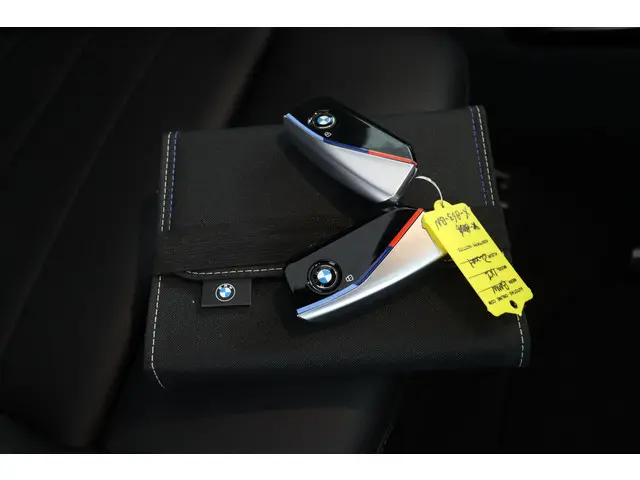 BMW iX1 xDrive30 Launch Edition 67 kWh 2023 Elektrisch 9