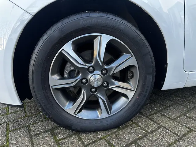 Hyundai ix20 1.4i Go! 2017 Benzine 10