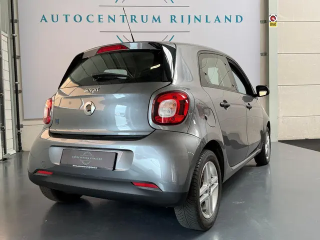 Smart Forfour EQ Essential 18 kWh 2022 Elektrisch 13