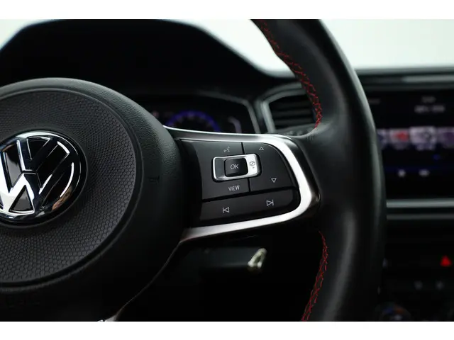 Volkswagen T-Roc 1.5 TSI Sport 2020 Benzine 15