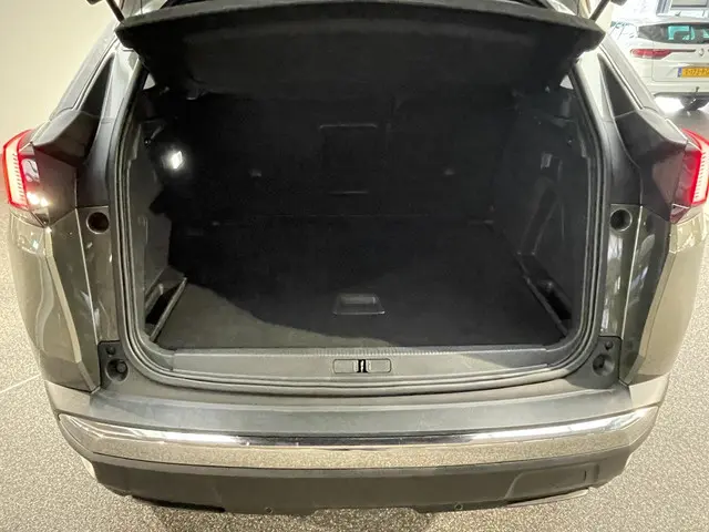 Peugeot 3008 1.2 PureTech Active 2017 Benzine 9