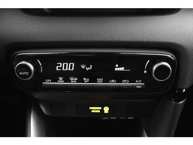 Toyota Yaris 1.5 Hybrid 115 2024 Hybride Benzine 7