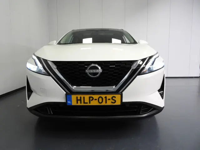 Nissan QASHQAI 1.3 MHEV N-Connecta Design 2023 Benzine 34