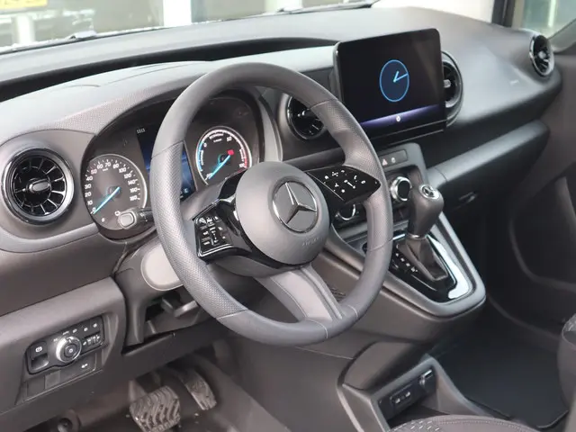 Mercedes-Benz eCitan 112 Pro L1 51 kWh 2025 Elektrisch 12