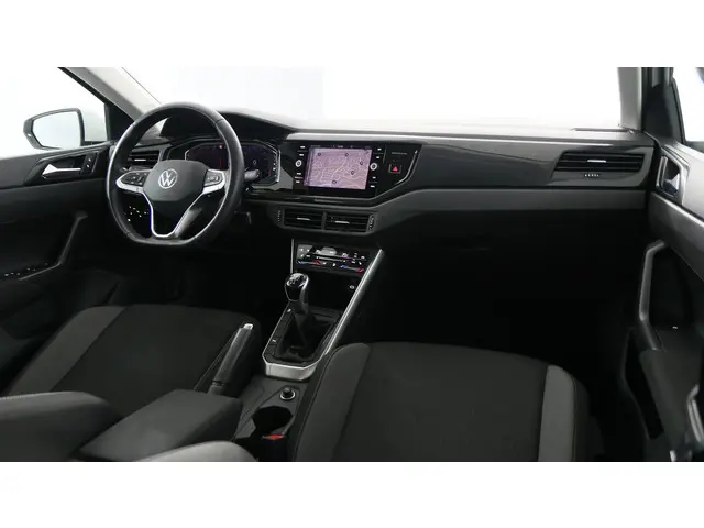 Volkswagen Polo 1.0 TSI 95pk Life Business 2024 Benzine 19
