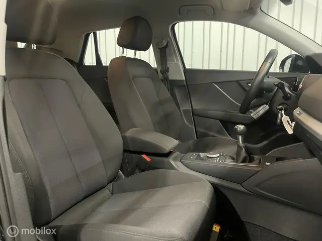 Audi Q2 30 TFSI S Edition 2020 Benzine 8