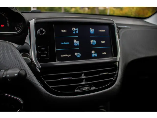 Peugeot 2008 1.2 PureTech Active 2019 Benzine 13