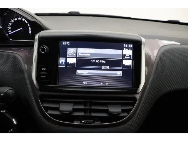 Peugeot 2008 1.2 PureTech Style 2015 Benzine 20