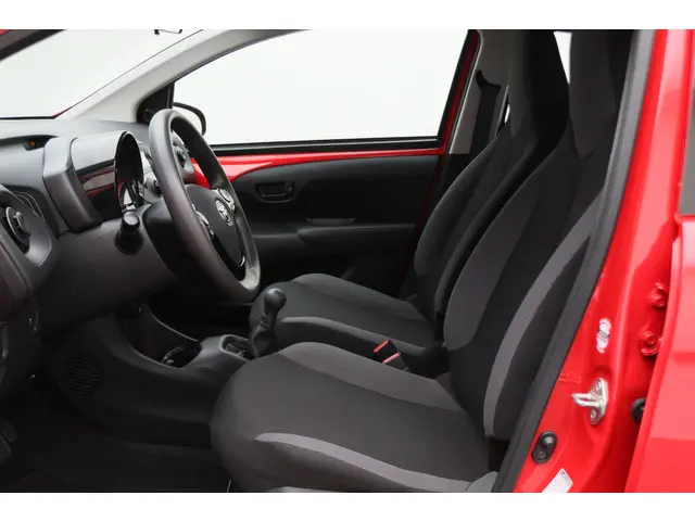 Toyota Aygo 1.0 VVT-i x-fun 2018 Benzine 11