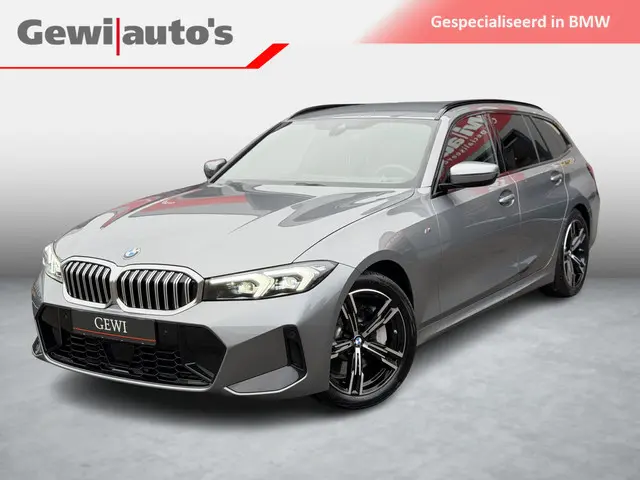 BMW 3 Serie Touring 330i xDrive M-Sport 2025 Benzine
