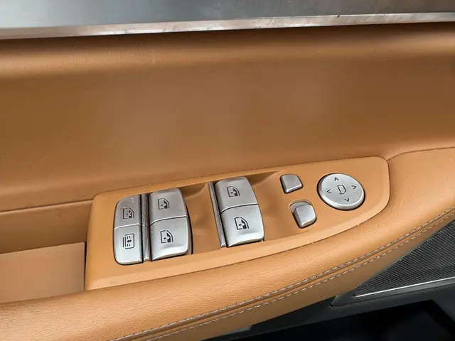BMW 7 Serie 750d xDrive High Executive 2017 Diesel 10